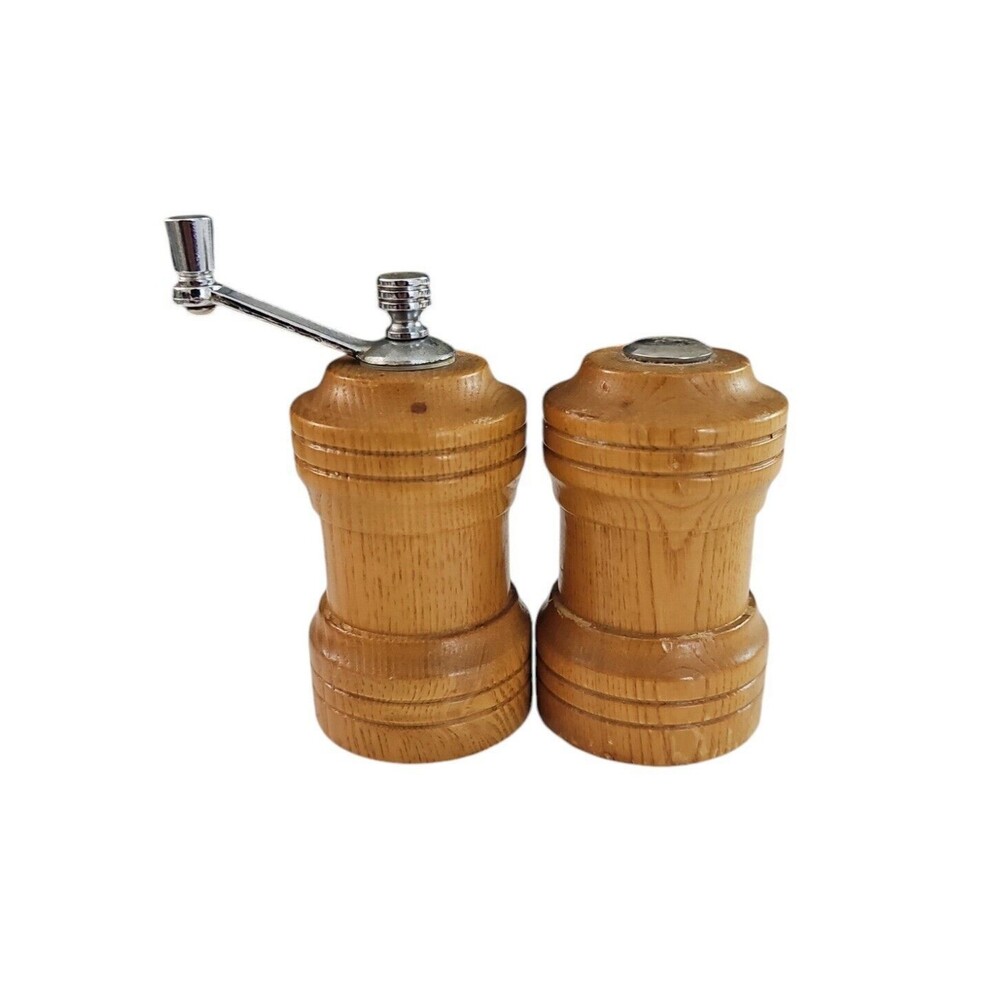 Olde Thompson Wooden Pepper Grinder Mill Salt Shaker Set 4” Tall
